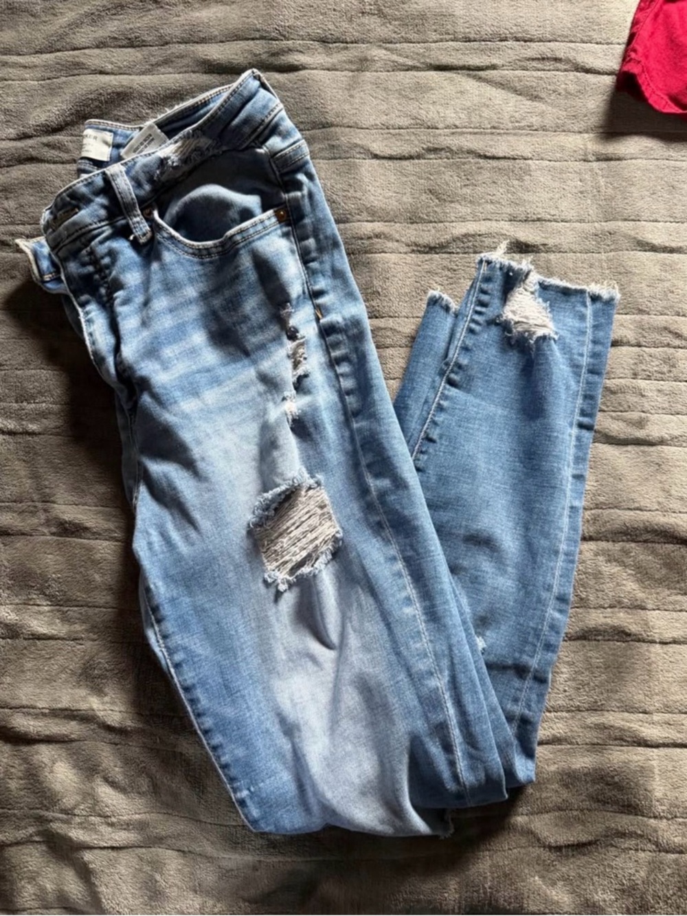 BKE PARKER Distressed Ankle Crop Jeans